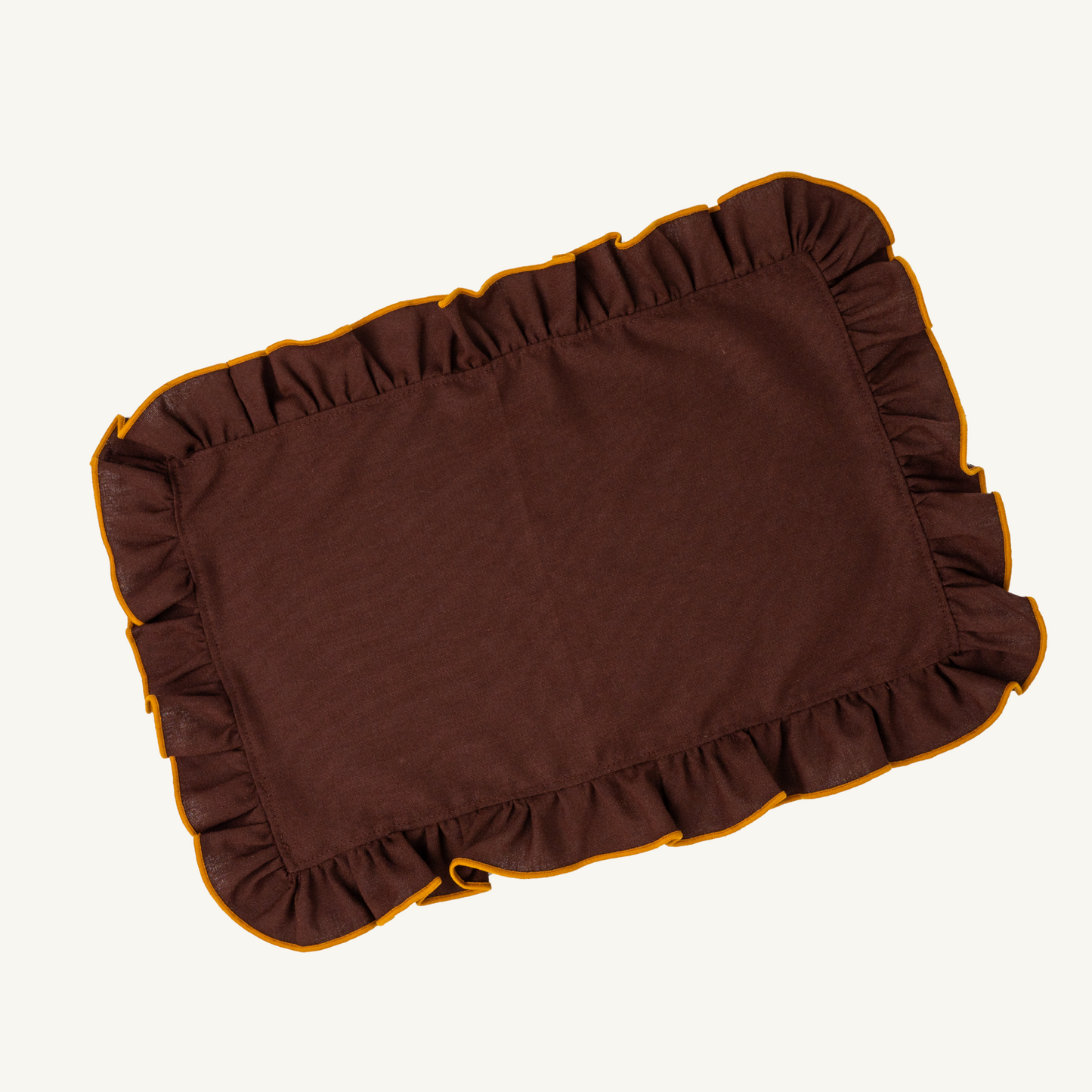 ruffled placemat wood