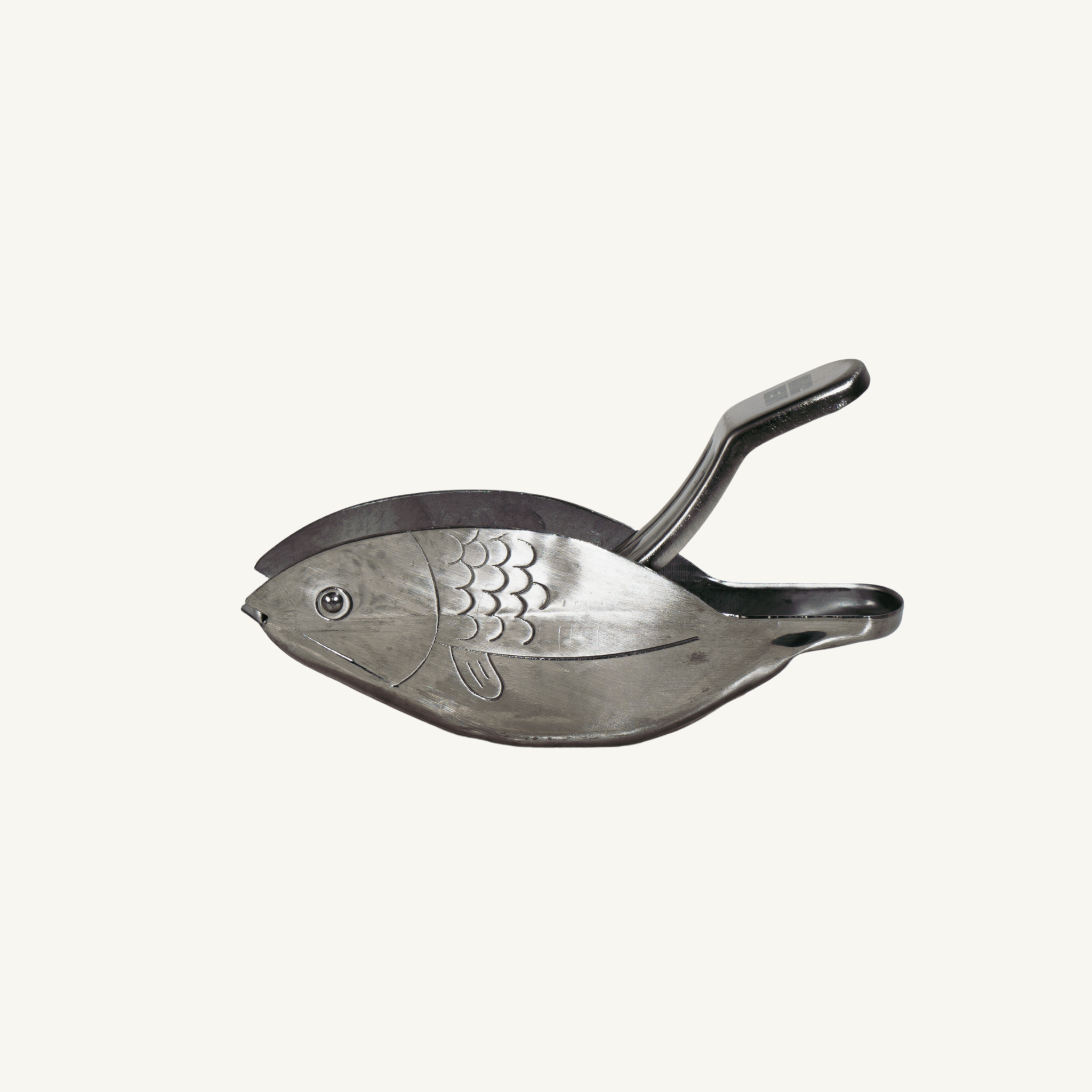 Mesa Stainless Steel Lemon Squeezer – Fish